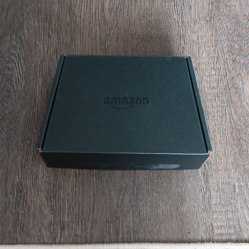 Amazon Black Wireless Game Controller - Picture 5 of 5